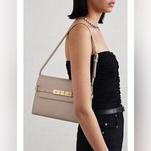 $1,200 MONCRIEF London Beige Leather Handbag Gold Hardware Manhattan New